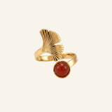 Bague Ginko réglable feuille de ginkgo en agate rouge, acier inoxydable doré - Verika Bijoux