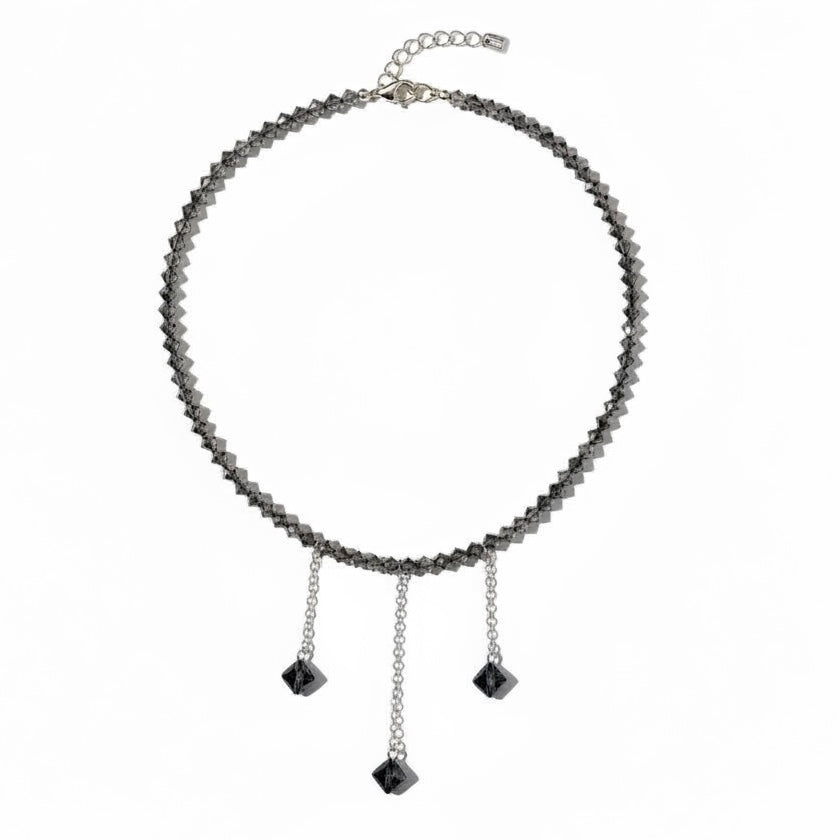Collier Sarah